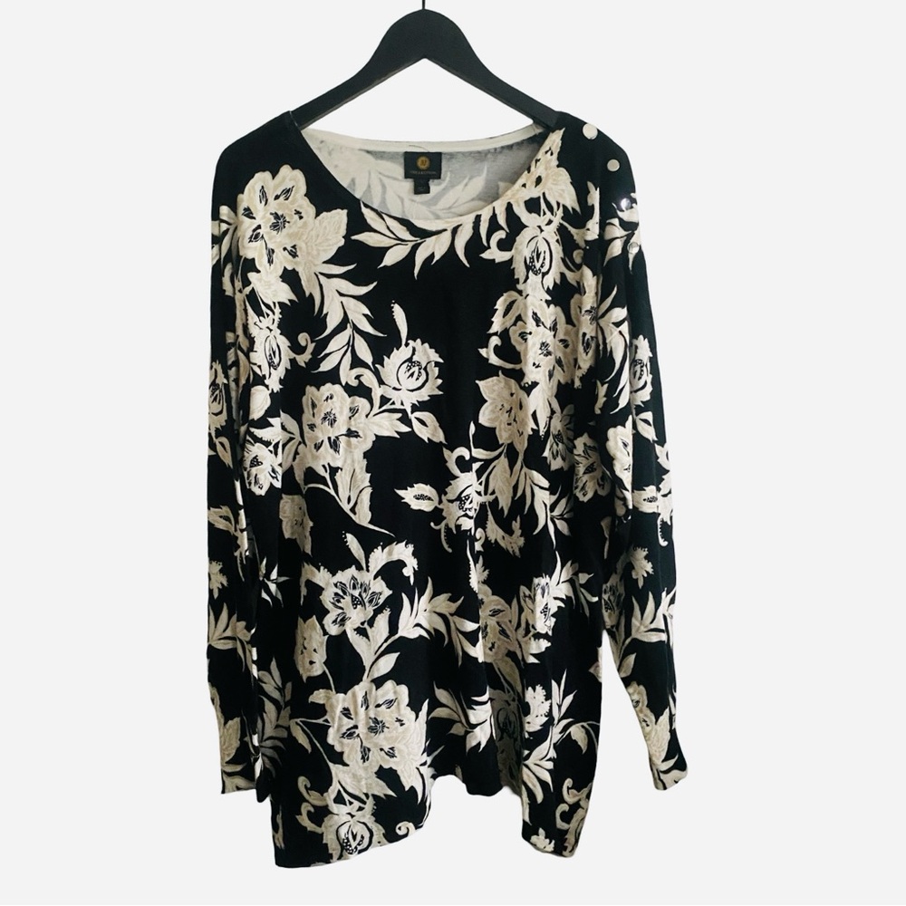 JM Collection Floral Leaf Sweater Tunic Top Long Sleeves Black Cream